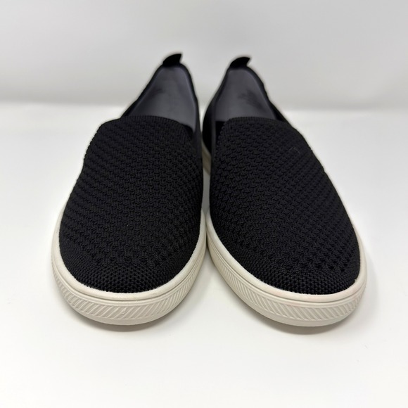 Vince Camuto Shoes - Vince Camuto Cabreli Black Knit Slip On Sneakers Womens 6M Washable Shoes